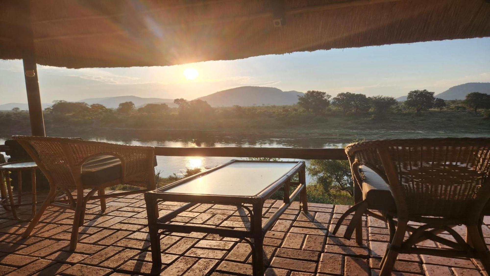 River Cottage Lodge Malalane Extérieur photo